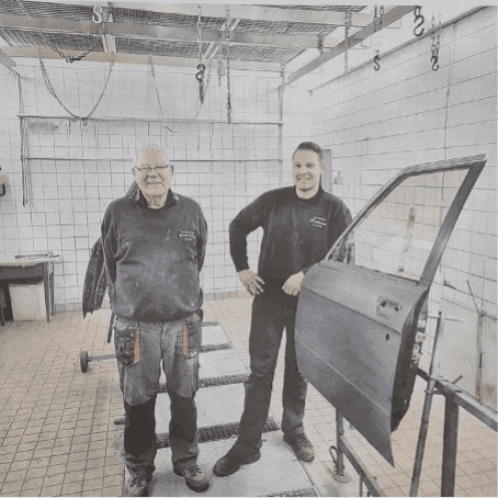 Autobedrijf Hoekstra in Hilaard, op 15 minuten van Leeuwarden