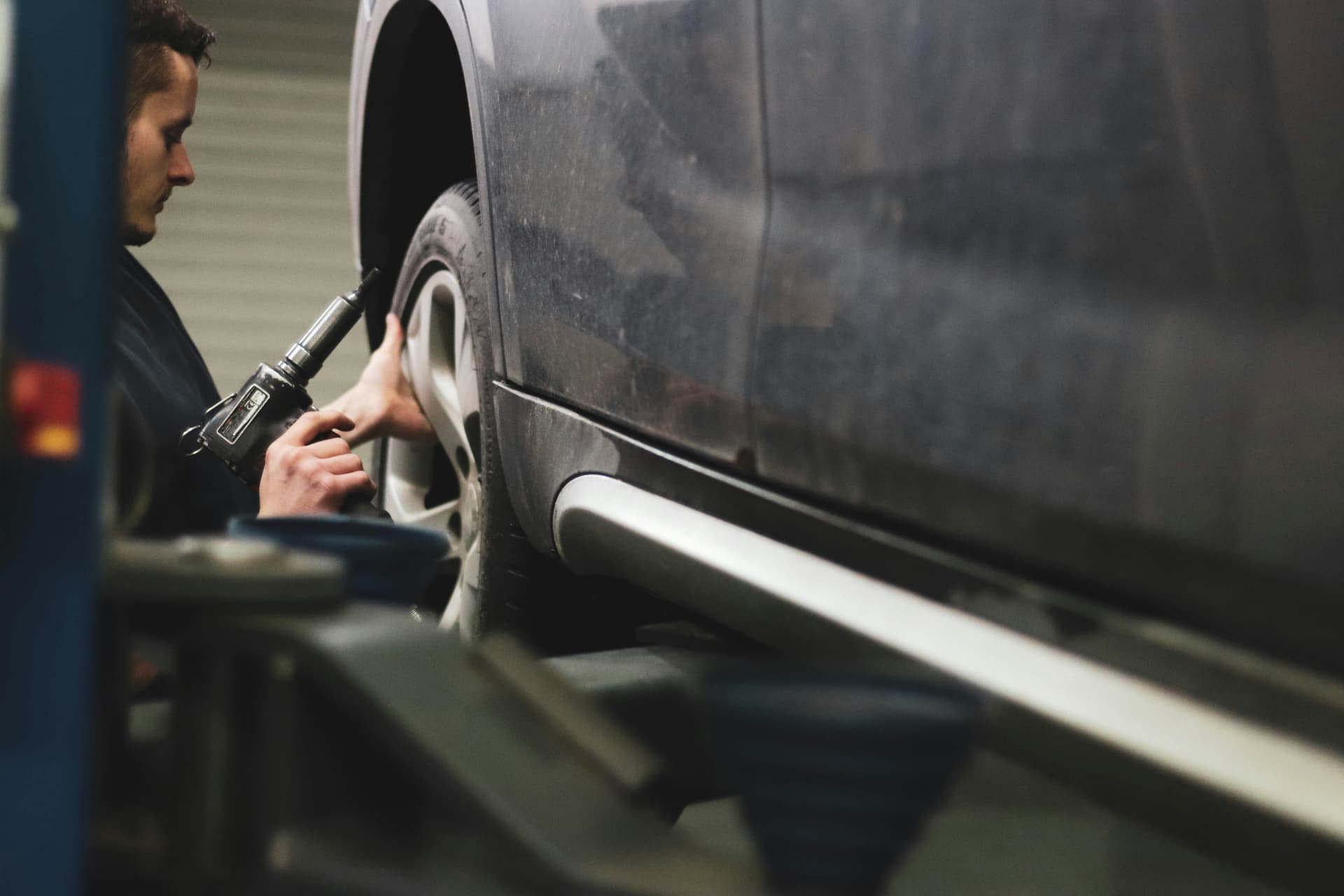 Maatwerk-onderhoud in de werkplaats van Autobedrijf Hoekstra